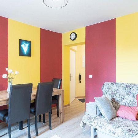 - Magical Harry Potter Apartment In Duisburg - 2 Mins Central Station Hbf - Kingsize Bed & Netflix - Екстериор снимка